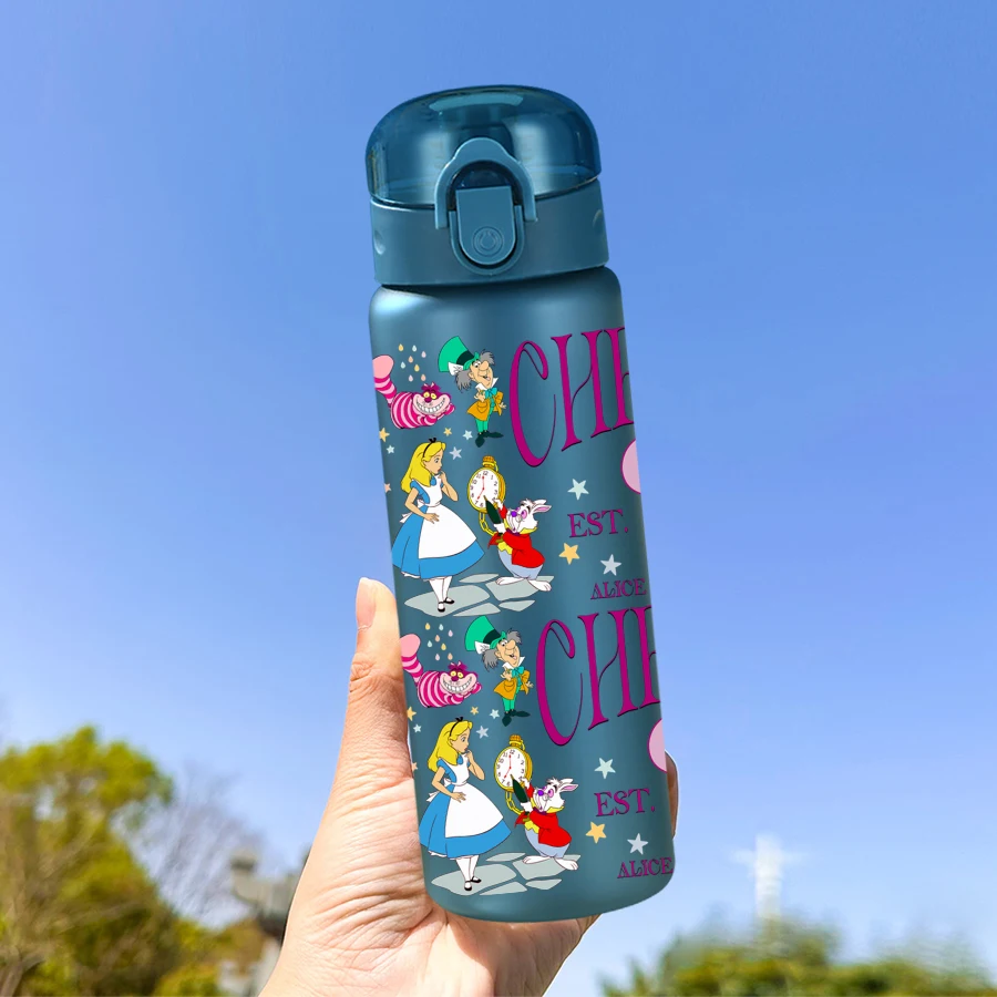1Pc Disney Alice Queen pattern 26oz plastic water bottle outdoor sports water cup birthday/homecoming gift