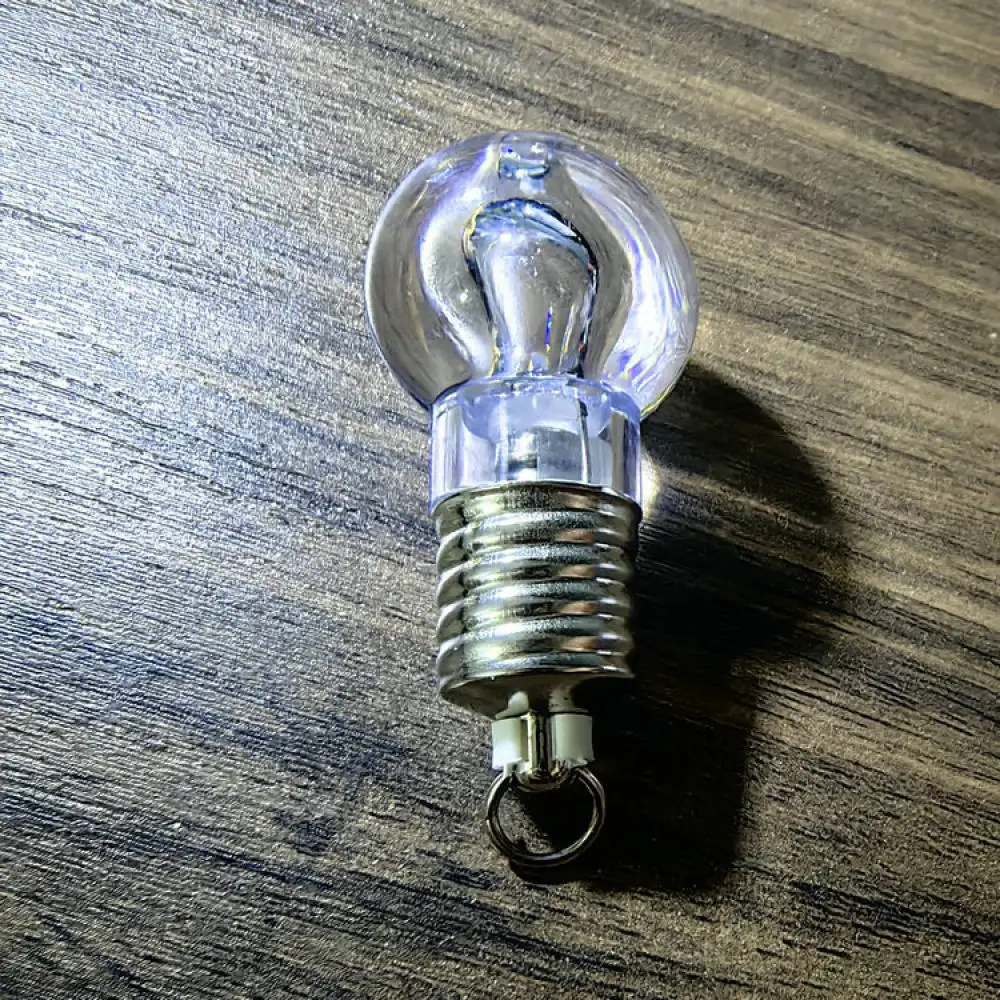 Colorful LED Light Bulb Keychain Flashing Pendant Novelty Toy Gift Party Giveaway Hanging Accessory Creative Key Ring Set