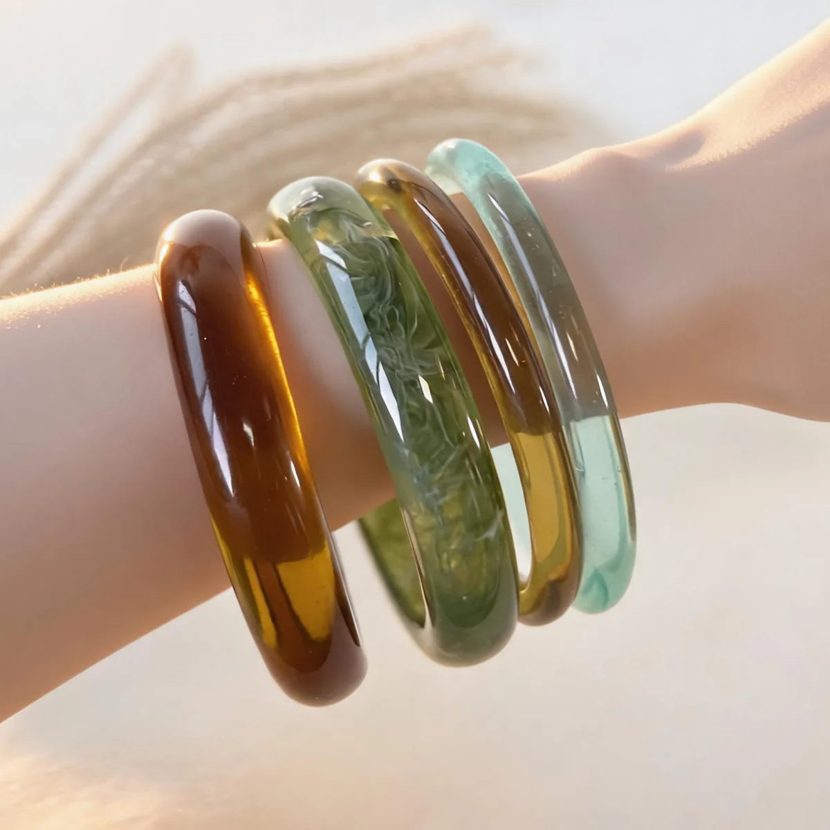 KMVEXO 4Pcs/Set Elegant Retro Acrylic Bracelet Set, Fashion Simple Design, Suitable For Casual Wear, Women's Fashion Jewelry