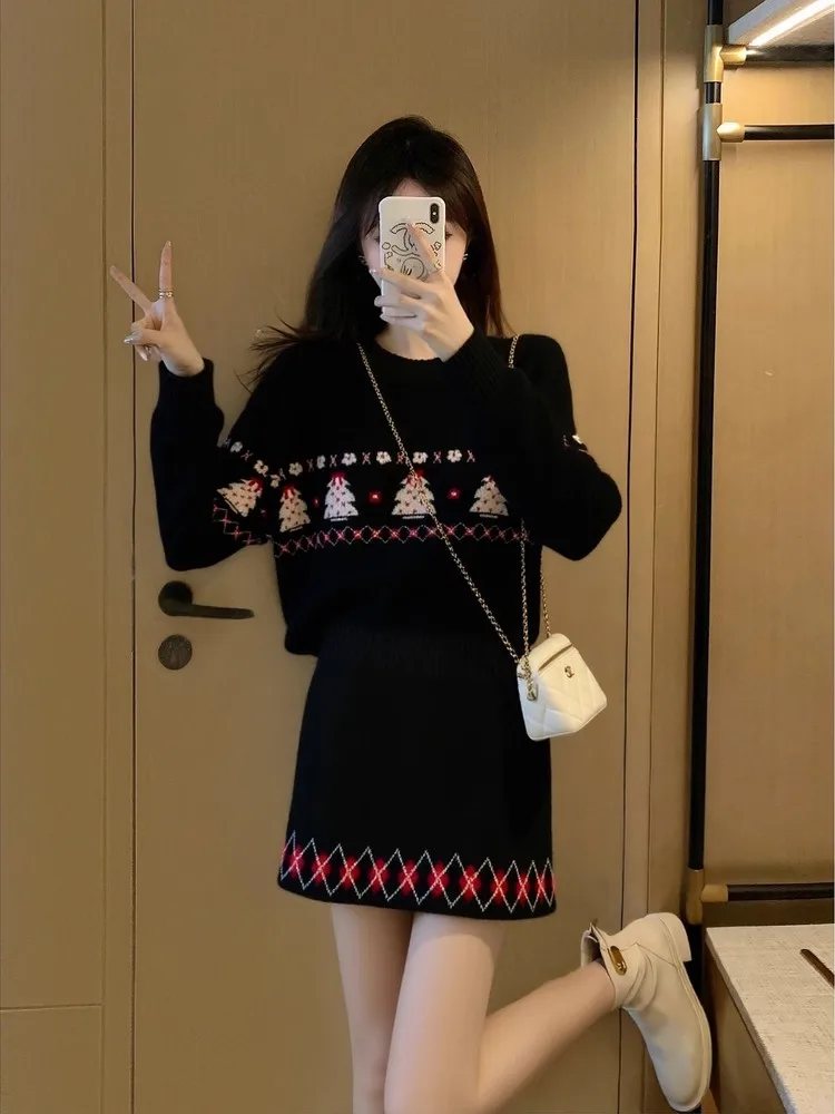 

Spring Knitted Sweater And Short Skirt Set Women's Anti-Aging Slimming Casual Style Versatile Two-Piece Suit Fashionable Ense...