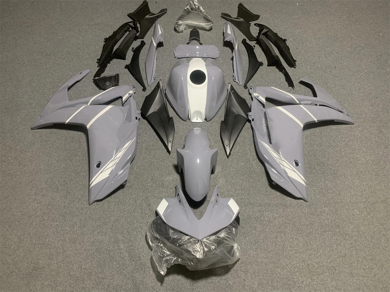 

Motorcycle Fairing Kit Suitable for Yamaha R25 15-18 years R3 2015 2016 2017 2018 Fairing Free Cement grey White