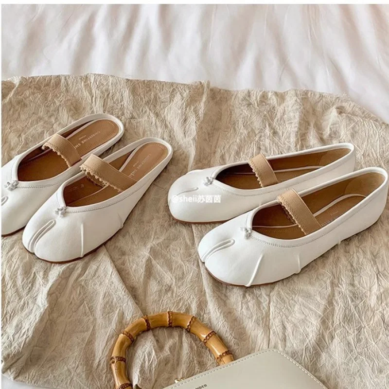 

Туфли Мэри Джейн на плоской подошве из воловьей кожи в двух версиих, женские полутапочки из телячьей кожи с круглым носком и разделенным носком