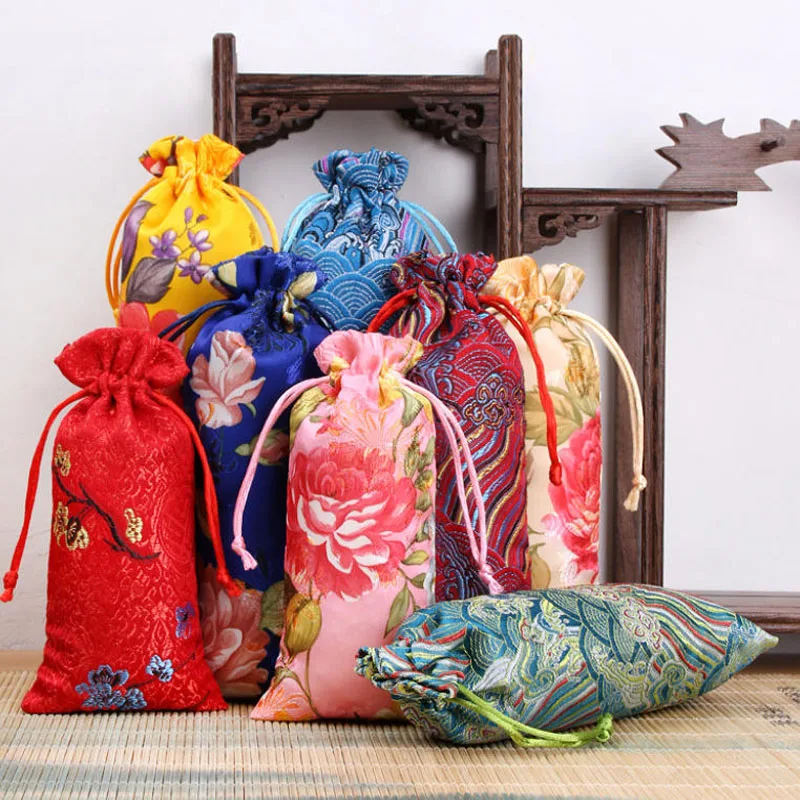 50pcs/lot 8*16, 8*19, 8*24cm Chinese Style Peony Silk Cloth Drawstring Pouch Portable Comb Mobile Power Gift Packaging Bag