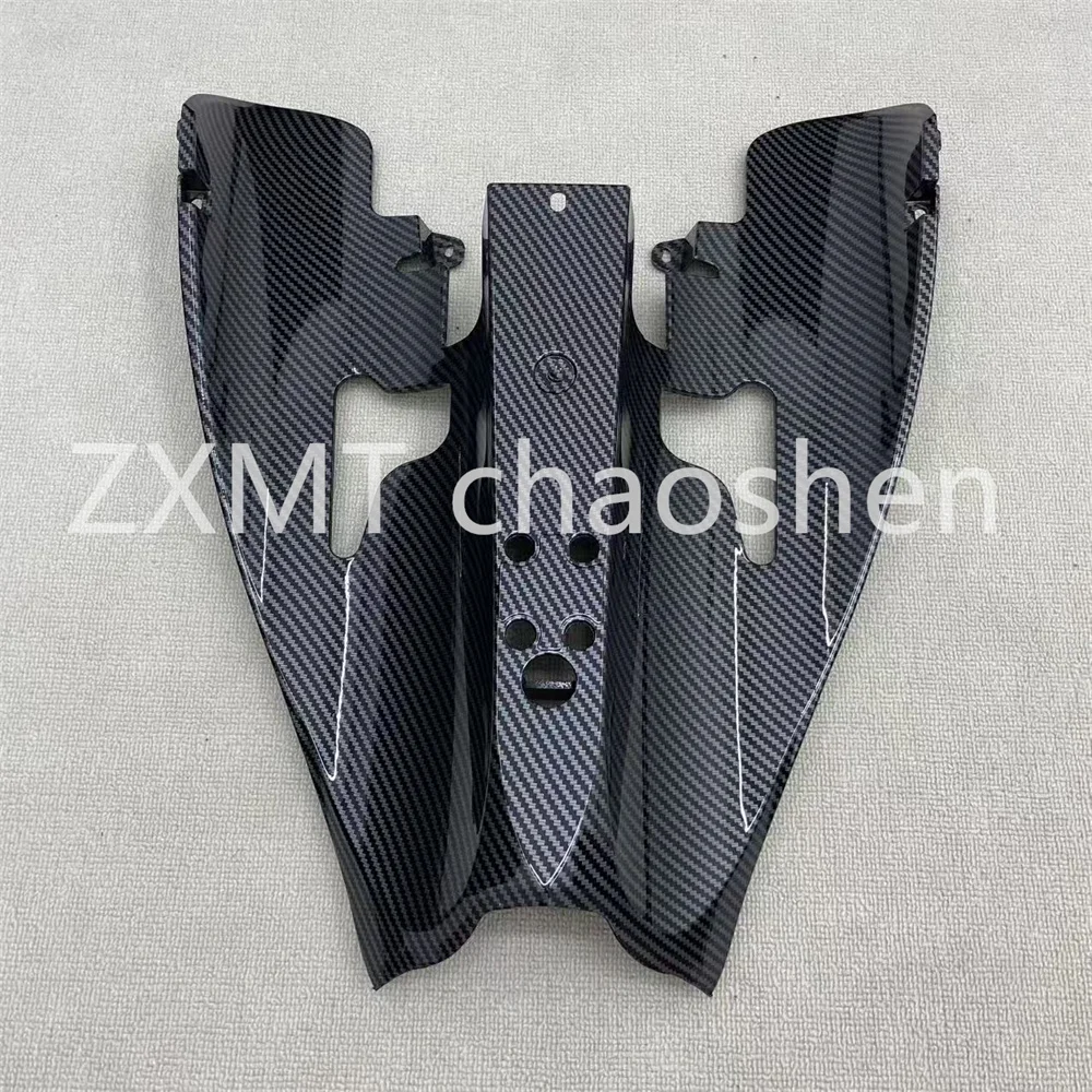 ABS motorcycle fairings are suitable for the R1 rear lower plate with carbon fiber paint from 2004, 2005 to 2006 view 4