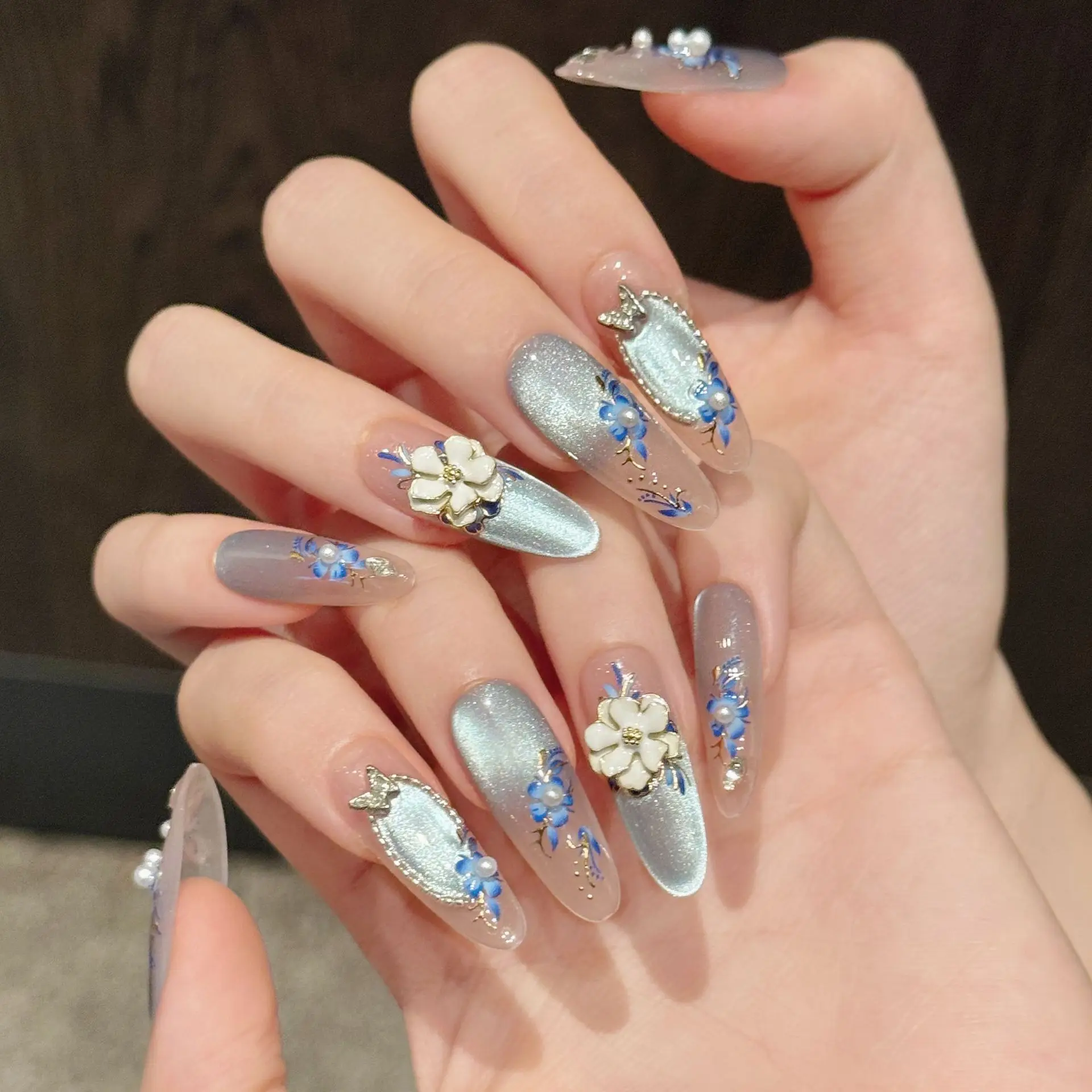 

10Pcs Long Round Handmade Fake Nail Blue Cat's Eye Pearl Wearable Press on False Nails 3D Flower Butterfly Full Cover Nails Tips