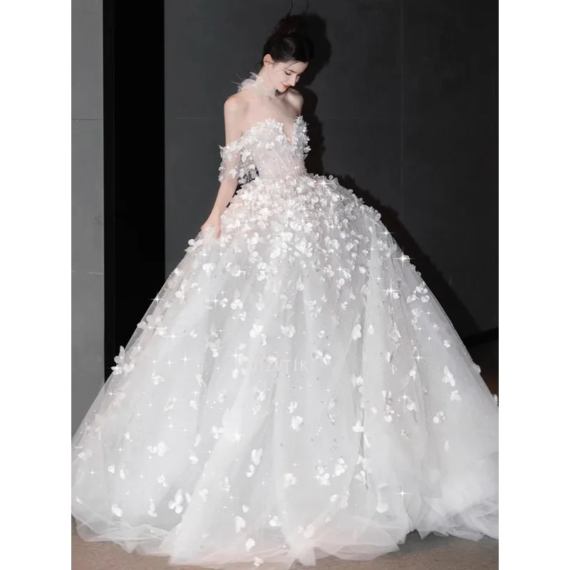 

Light Luxury Off the Shoulder Wedding Dresses Handwork Flowers Photos Shoot Dress Simple Korea Corset Back A-Line Bridal Gowns