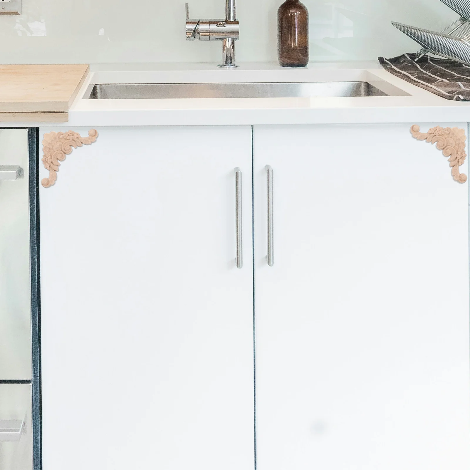 

4Pcs Unpainted Wood Flower Carved Appliques European Style Decorative Trim for Cabinet Doors and Panels Decorative Wood Carvings