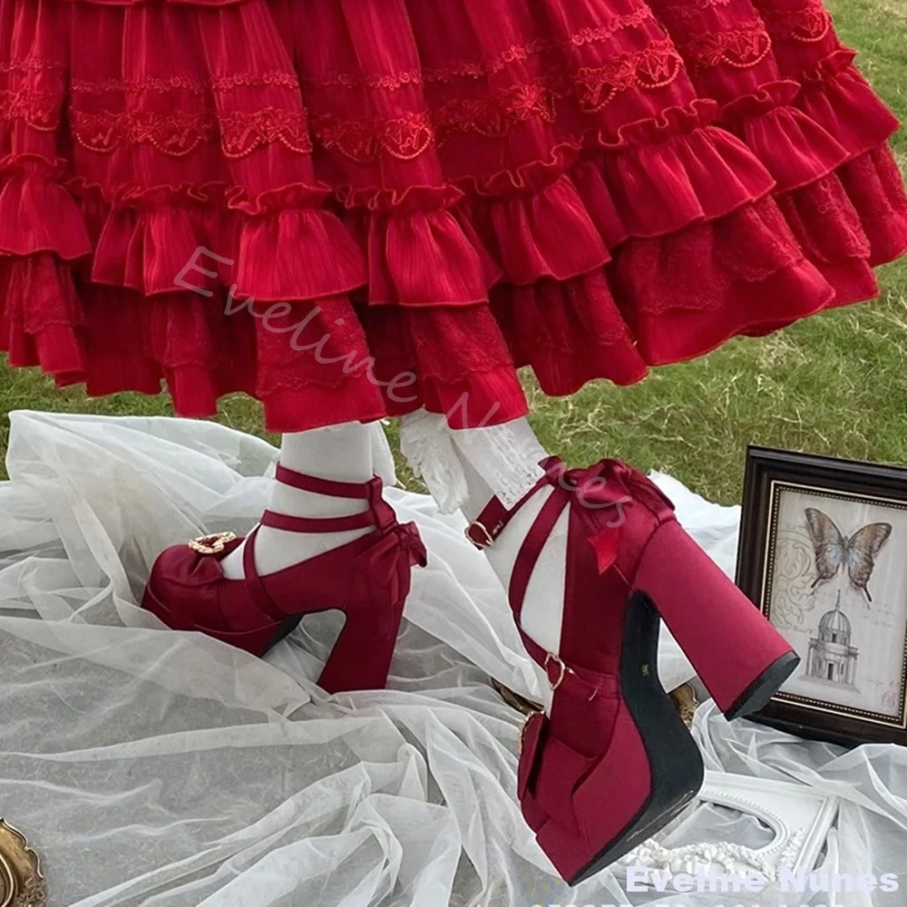 Милые атласные туфли Лолиты с узлом-бабочкой и сердечком, женские туфли-лодочки с круглым носком на массивном каблуке и перекрестным ремешком, красные сандалии на платформе