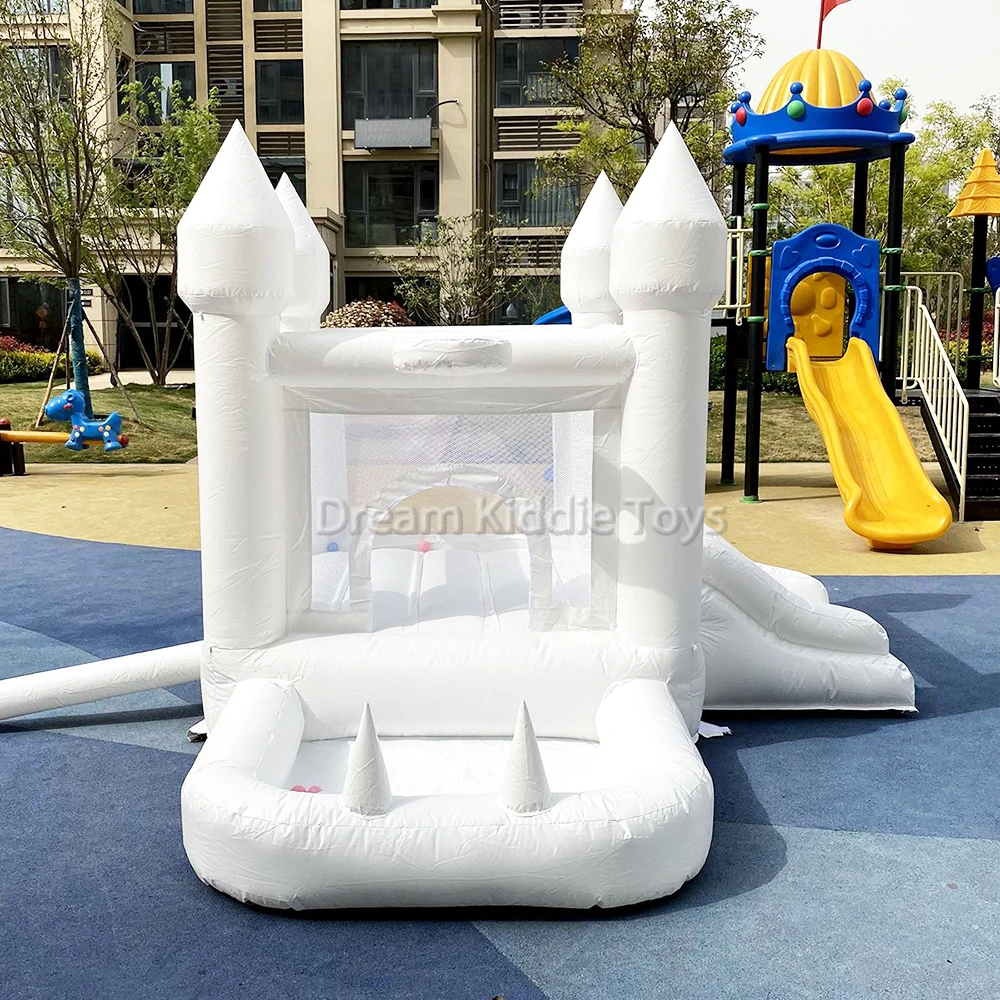 Witte Bounce Huis Pvc Opblaasbaar Springkasteel Met Glijbaan En Ballenbak Met Luchtblazer Voor Kinderen