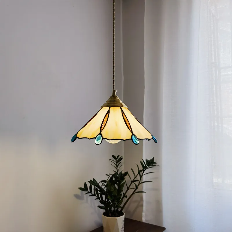 Japanese retro nostalgic brass glass chandelier bedroom bedside restaurant bar entrance aisle old Shanghai bed and breakfastlamp