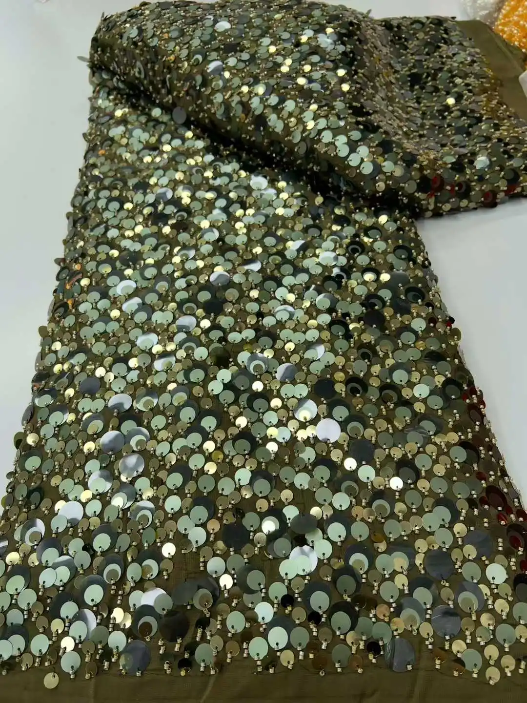 رائعة فاخرة نوبل تصميم الأزياء الجديدة النسيج اليدوية التطريز صافي الدانتيل الترتر الكامل لصنع فستان الزفاف النساء CC1778 #4