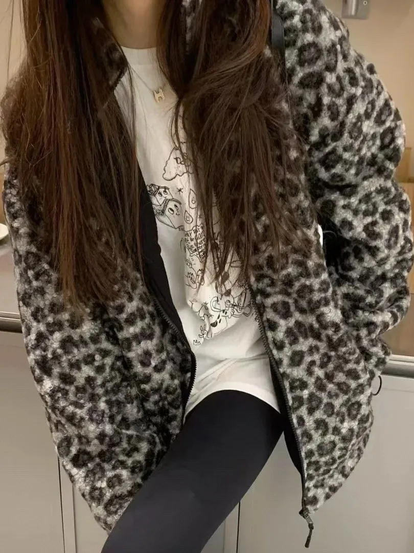 

Новая зимняя модная бархатная теплая женская хлопковая куртка с воротником-стойкой и леопардовым принтом, свободная посадка с длинным рукавом