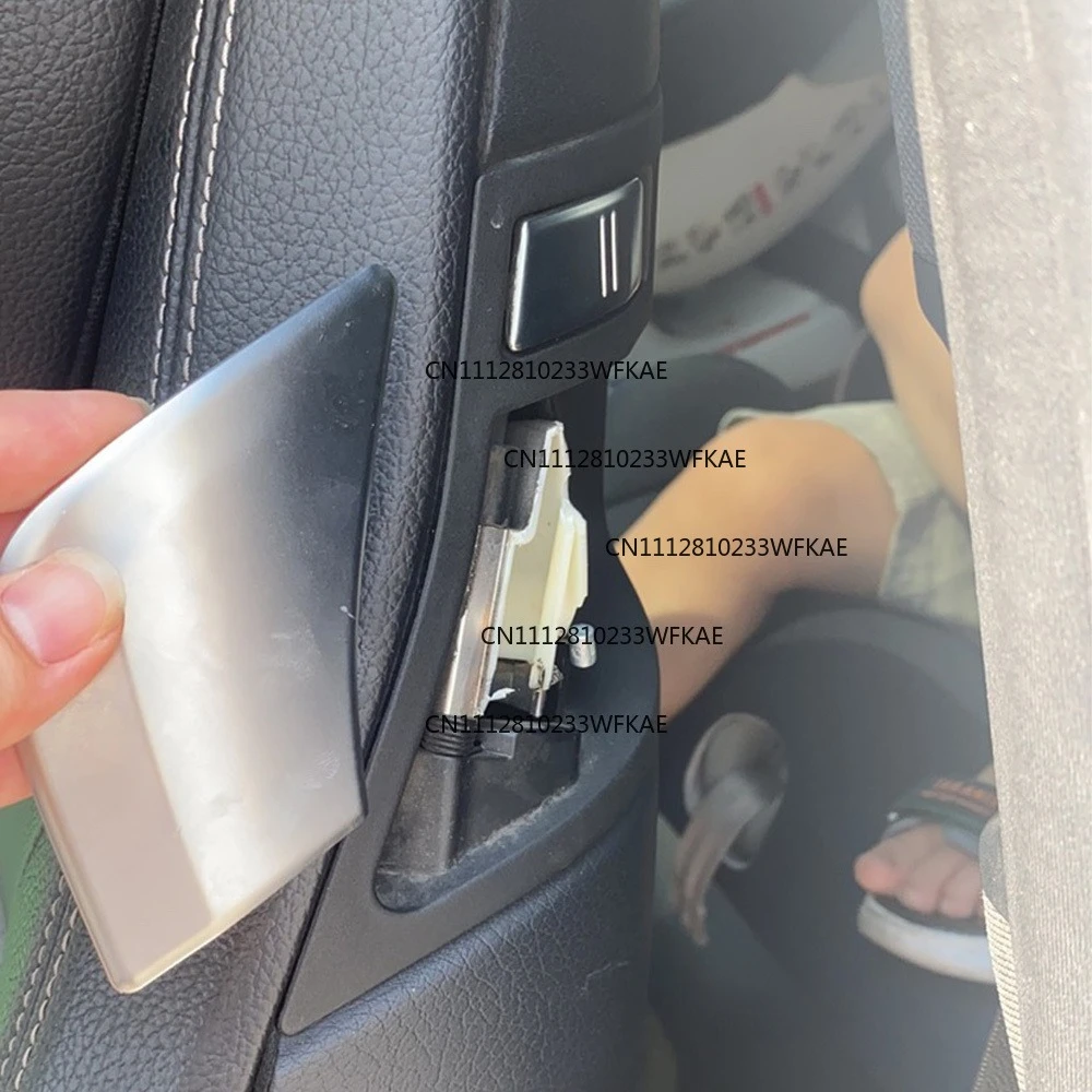 For Mercedes W207/204 and Mercedes-Benz C/E-Class Coupe E200/260 models, front seat back lock switch cover 2079108606 2079108506