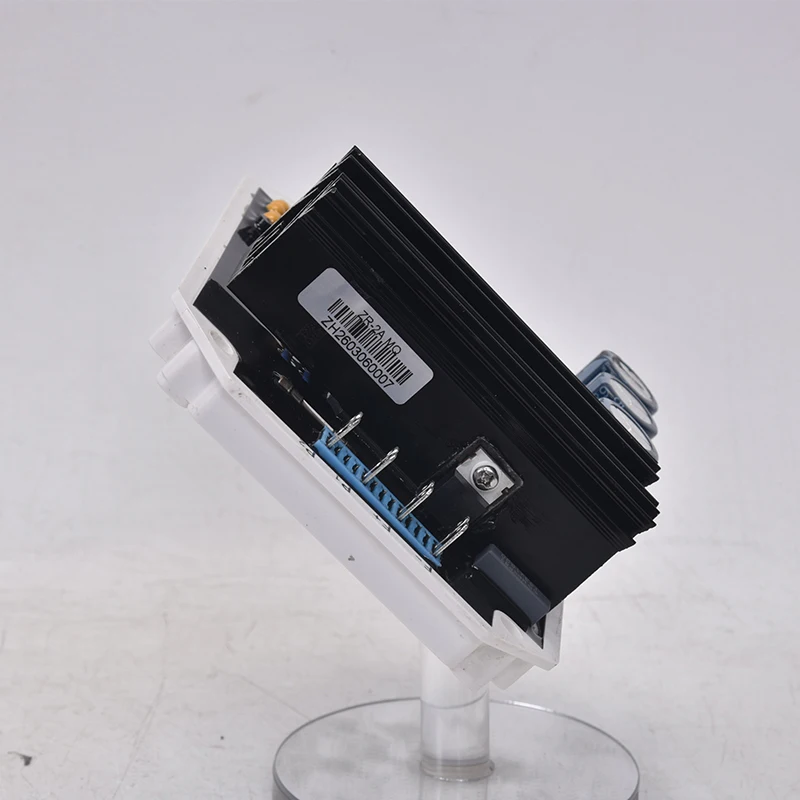Automatic Excitation Voltage Regulator AVR for ZR-2A Marine Brushless Broadband Diesel Generator Set