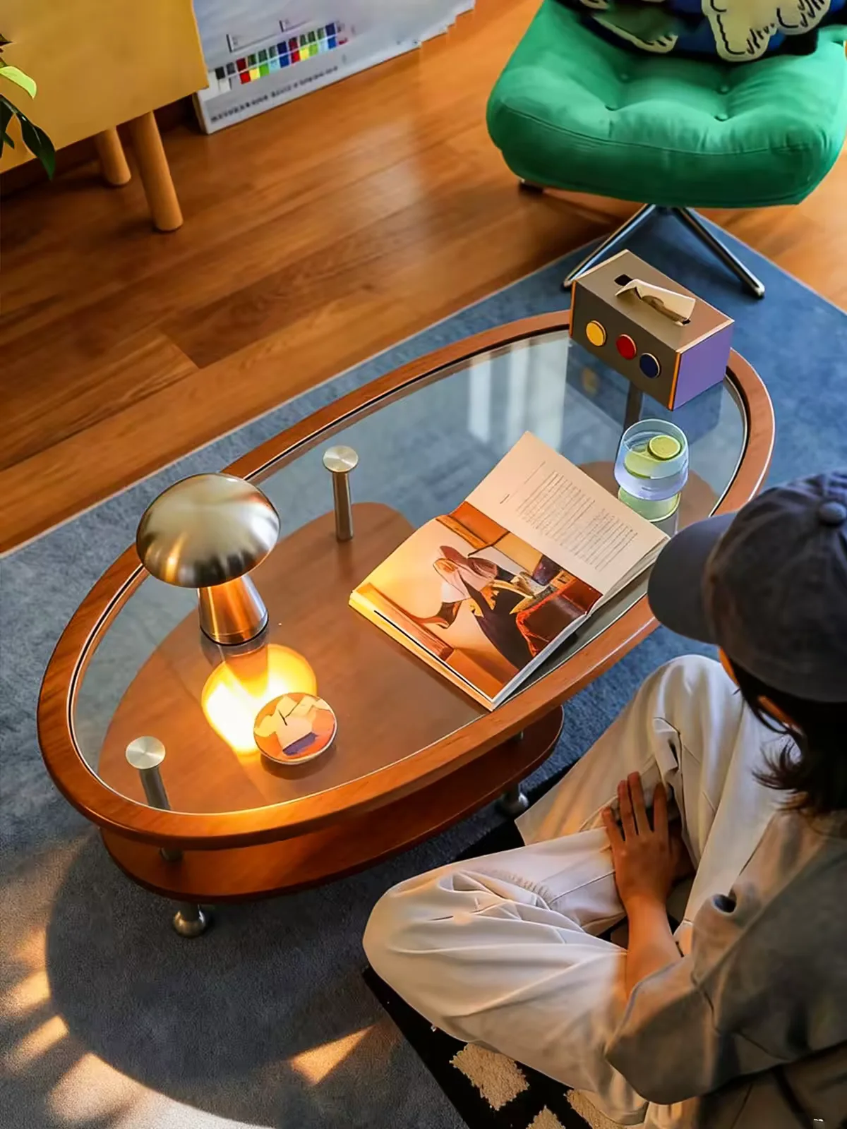 Vintage Bauhaus Style Oval Glass Coffee Table, Solid Wood 2-Tier Movable Side Table, Home Living Room Sofa End Table for Small A