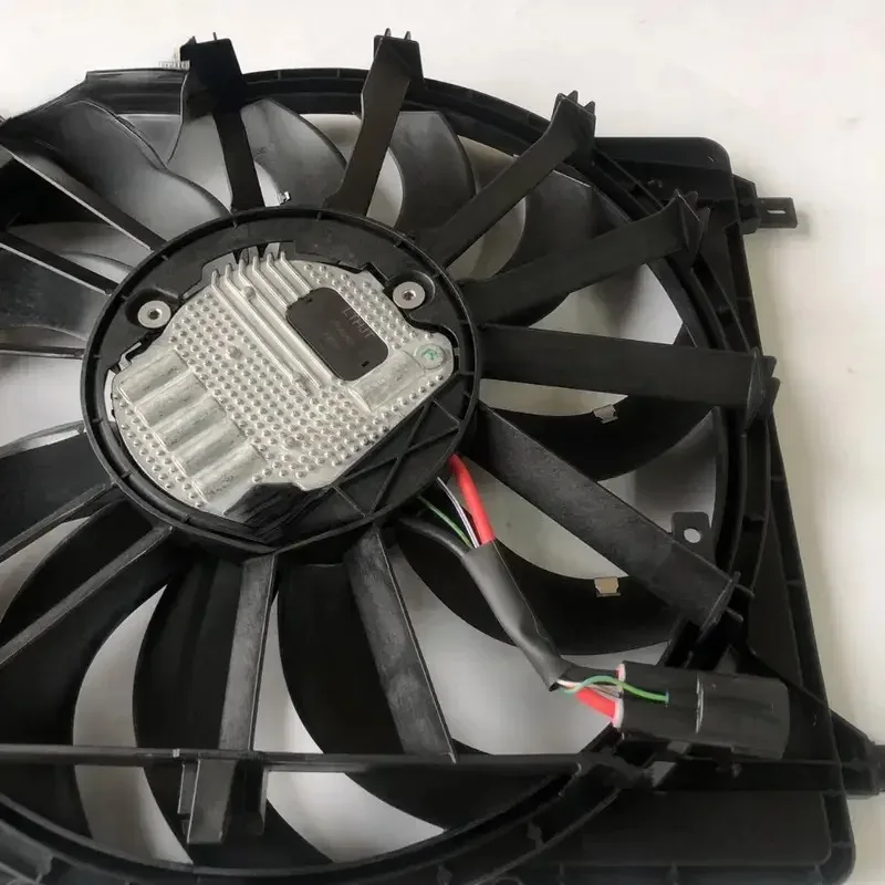 For Land Rover Discovery 2018- 3.0T Radiator cooling fan OE LR099669 LR072085 J9C6723