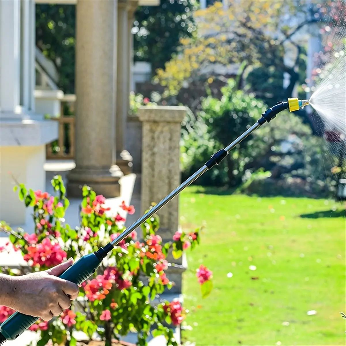 2400mAh High Pressure Electric Sprayer for Garden and Lawn Irrigation with 3 Nozzles