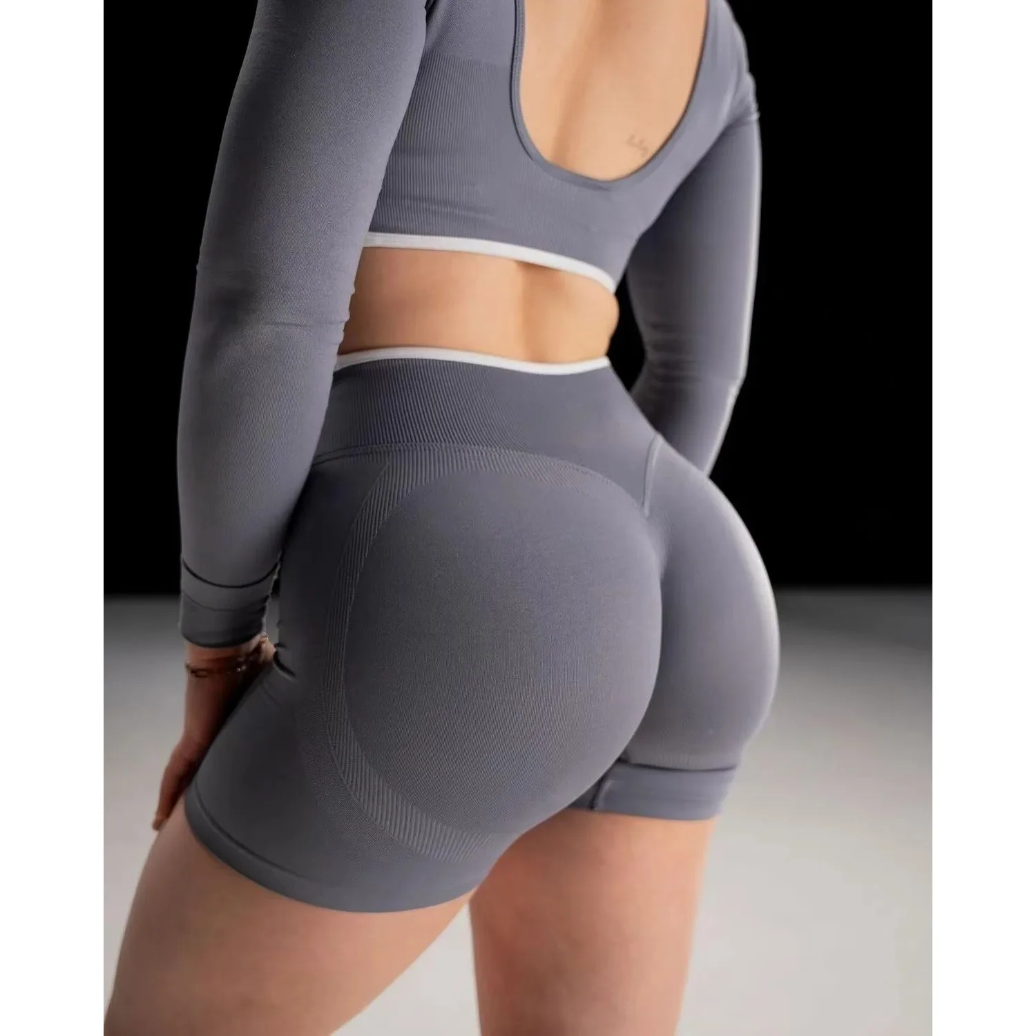 Women's Seamless Gym Solid Color Sports Shorts White Waist Tight High Waist Hip Lifting Yoga Pants Running Sports Shorts image 5