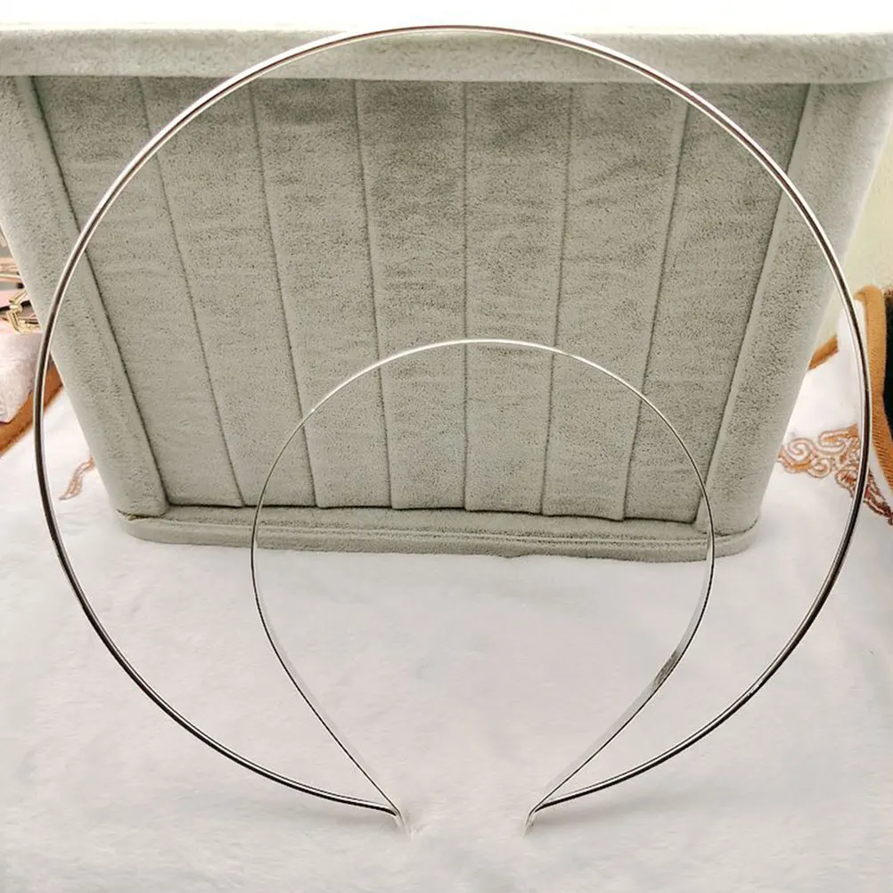 

6Pcs Metal Hair Bands Sturdy Tiara Headband Chic Hair Hoops for Beauty Pageant Banquet Special Party Craft Accessory