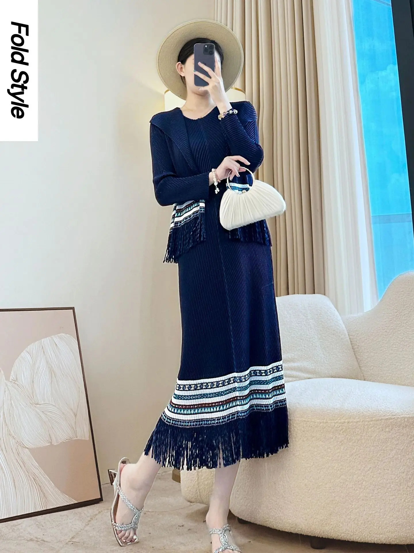 

Miyake Pleated Loose Suit Fashionable Printed Fringed Top Elegant Vest Skirt Two-piece Set Women's 2025 New