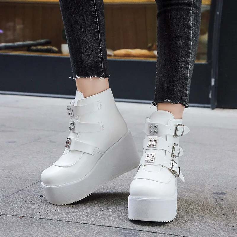 2023 Ankle Boots for Women Street Fashion Casual Wedges Platform Shoes Size 43 Super High Heel Belt Buckle Designer Boots Female