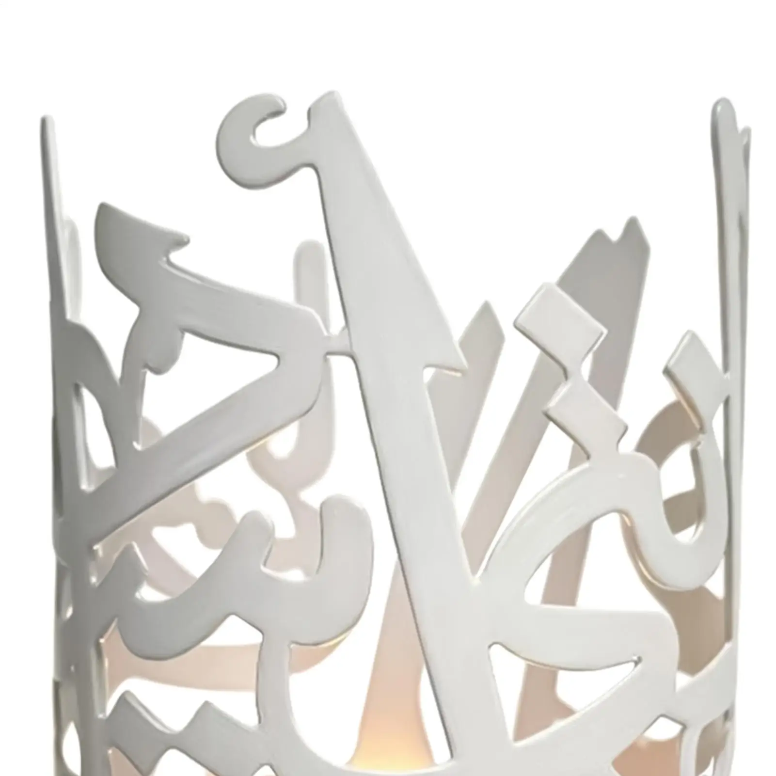 Candles Holder Metal Cutout Lanterns Design Table Centerpiece Metal Tea Light Holder for Bathroom Kitchen Bedroom Tabletop