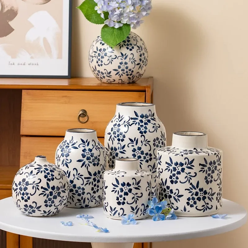 Blue and White Porcelain Vase Flower Arrangement Living Room Decorations Medieval Ceramics Retro Home Decorations Chinese Wine