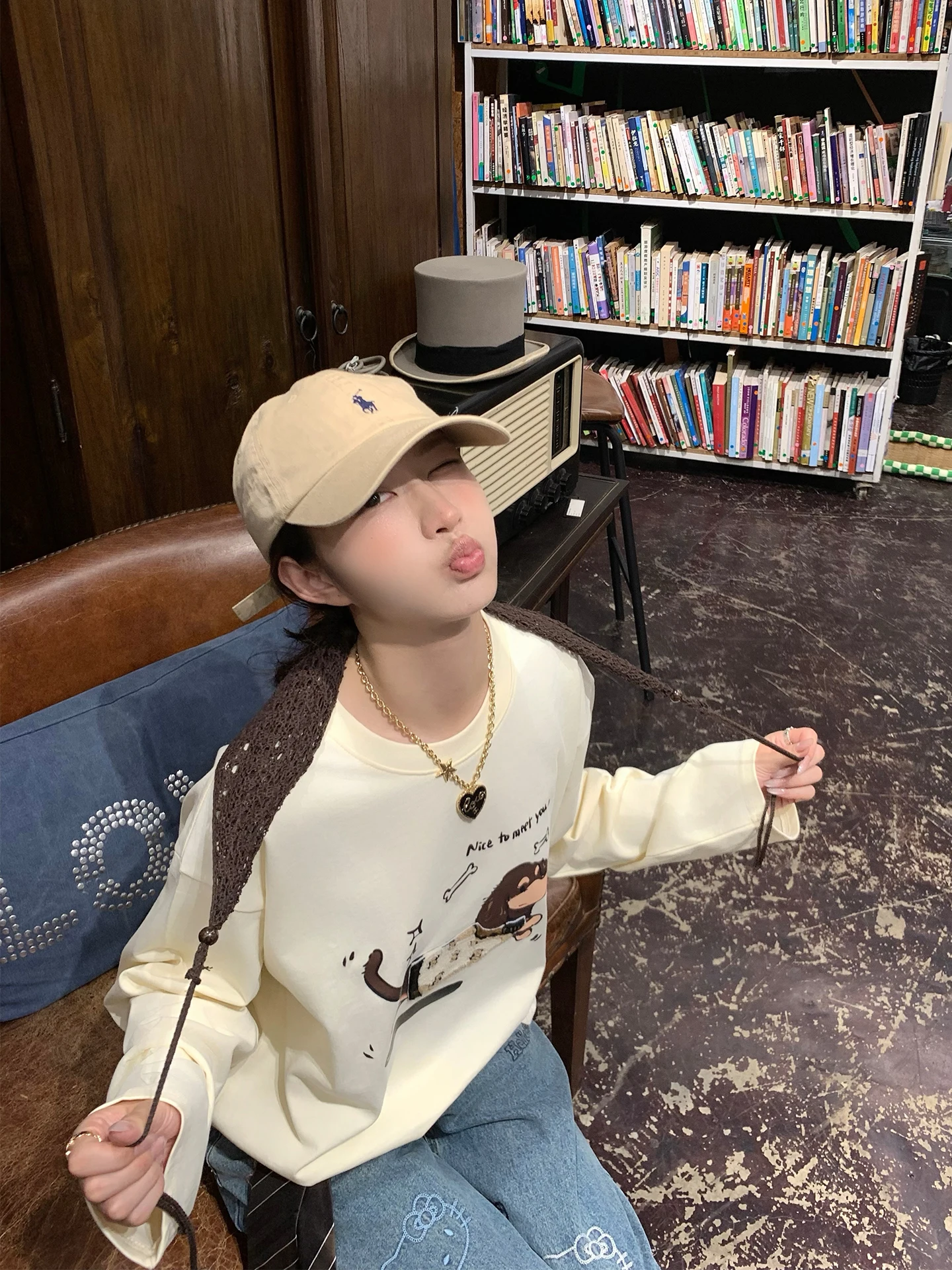 

Женская футболка Xuekeke персикового цвета, повседневная, свободного кроя, с круглым вырезом, для девочек, осенняя коллекция