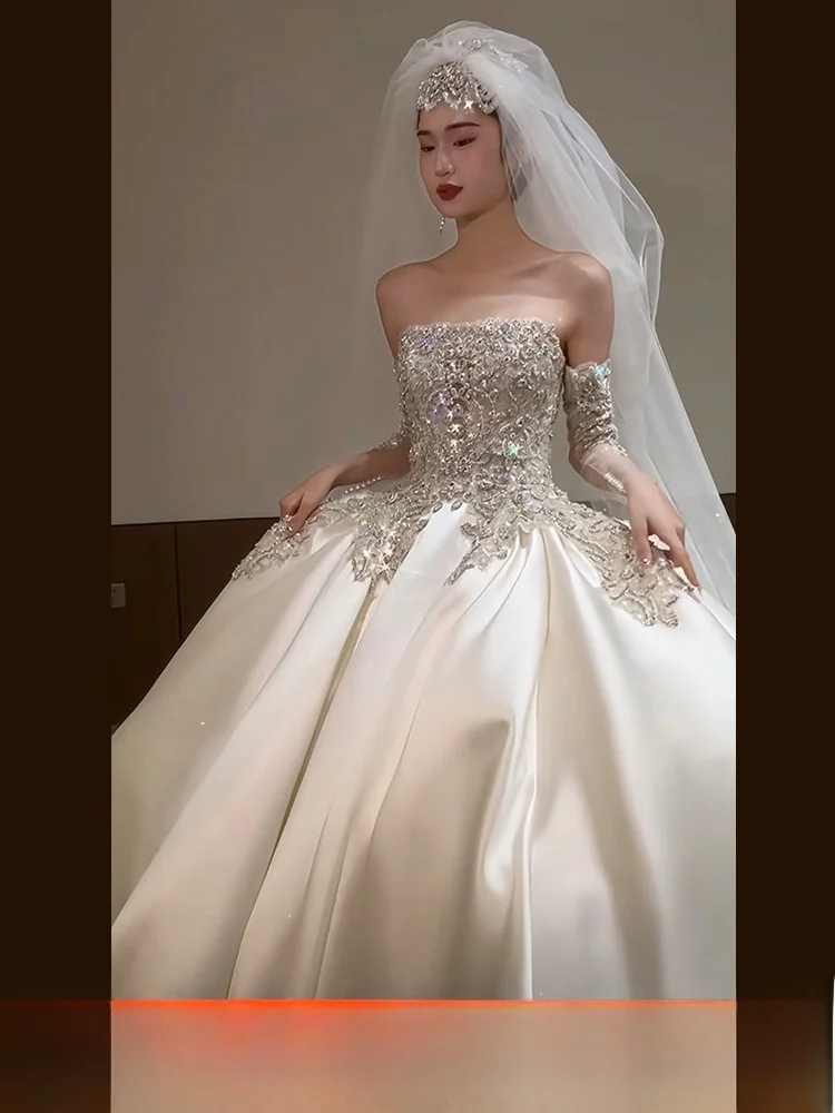 

Элегантное атласное свадебное платье для женщин, новинка 2026 года, винтажное, высококачественное, белое, с длинным шлейфом, без бретелек, драпированное