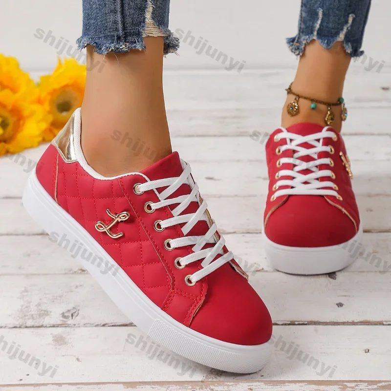 Women's Casual Sports Shoes Fashion PU Leather Platform Sneakers Woman Light Flat Non Slip Lace Up Vulcanized Shoes Plus Size 43