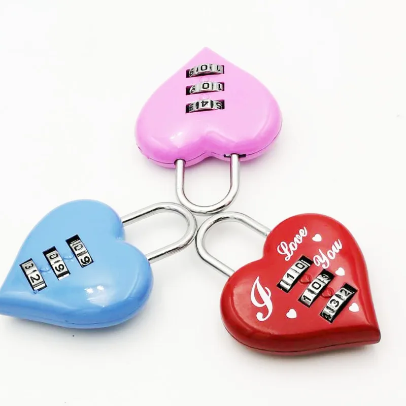 3 قطع قفل خارجي على شكل قلب، قفل مقاوم للطقس، مناسب لخزائن صالة الألعاب الرياضية المدرسية، صناديق الأدوات، الأبواب، الصناديق