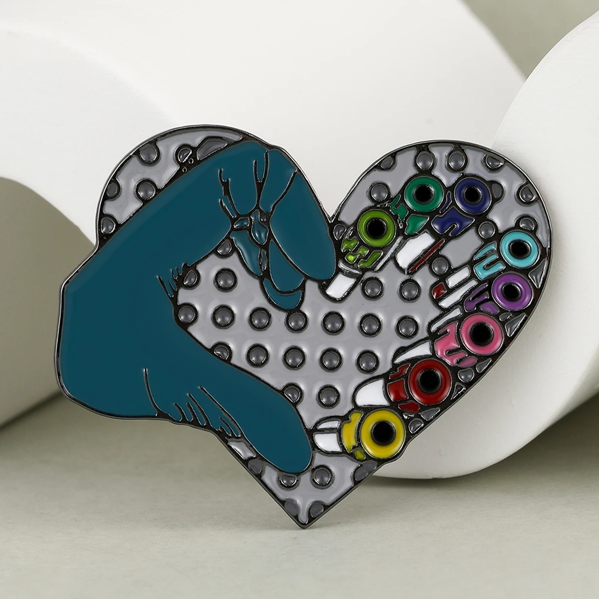 Catuni Kan Alma Tüpleri Emaye Pimleri Kalp Hemşirelik Broş Tıbbi Yaka Kordon Çanta Rozeti Aksesuarları Hemşireler için Hediyeler