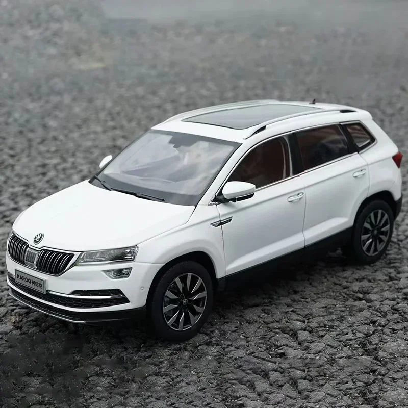 Original escala 1:18 volkswagen skoda karoq simulação fundida liga
