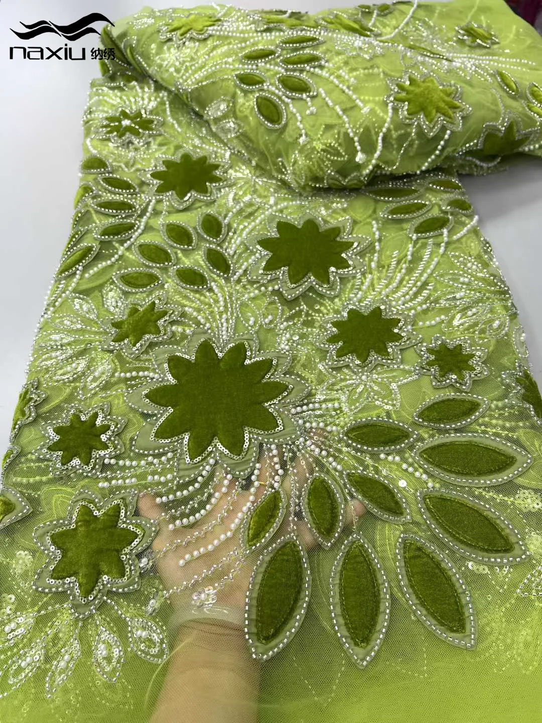 

Madison Latest French Beaded Tulle Lace Fabrics 2025 High Quality African Groom Lace Fabrics Sequins Nigerian For Wedding Dress