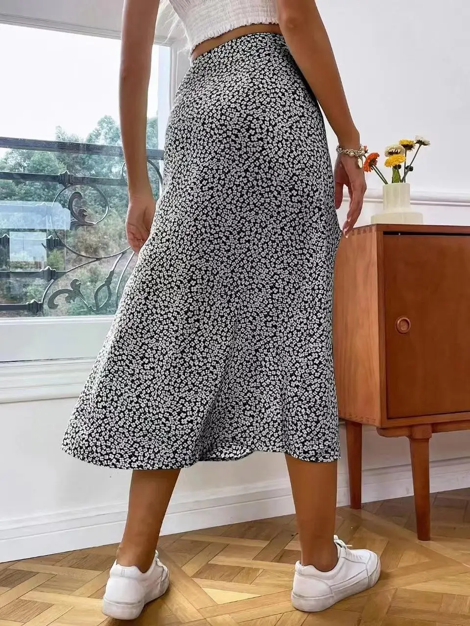 2023 Autumn New European and American Floral Half Skirt Cross Border Foreign Trade Split A-line Wrap Hip Mid Waist Long D