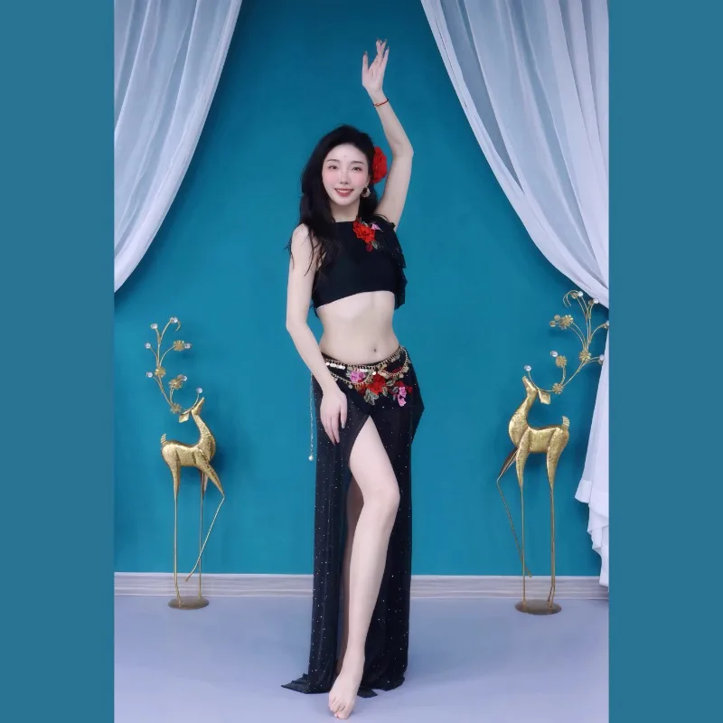 Trajes de danza del vientre personalizados, traje de práctica, Top de malla de diamante resistente, falda larga, conjunto negro, cadena de cintura dorada y plateada