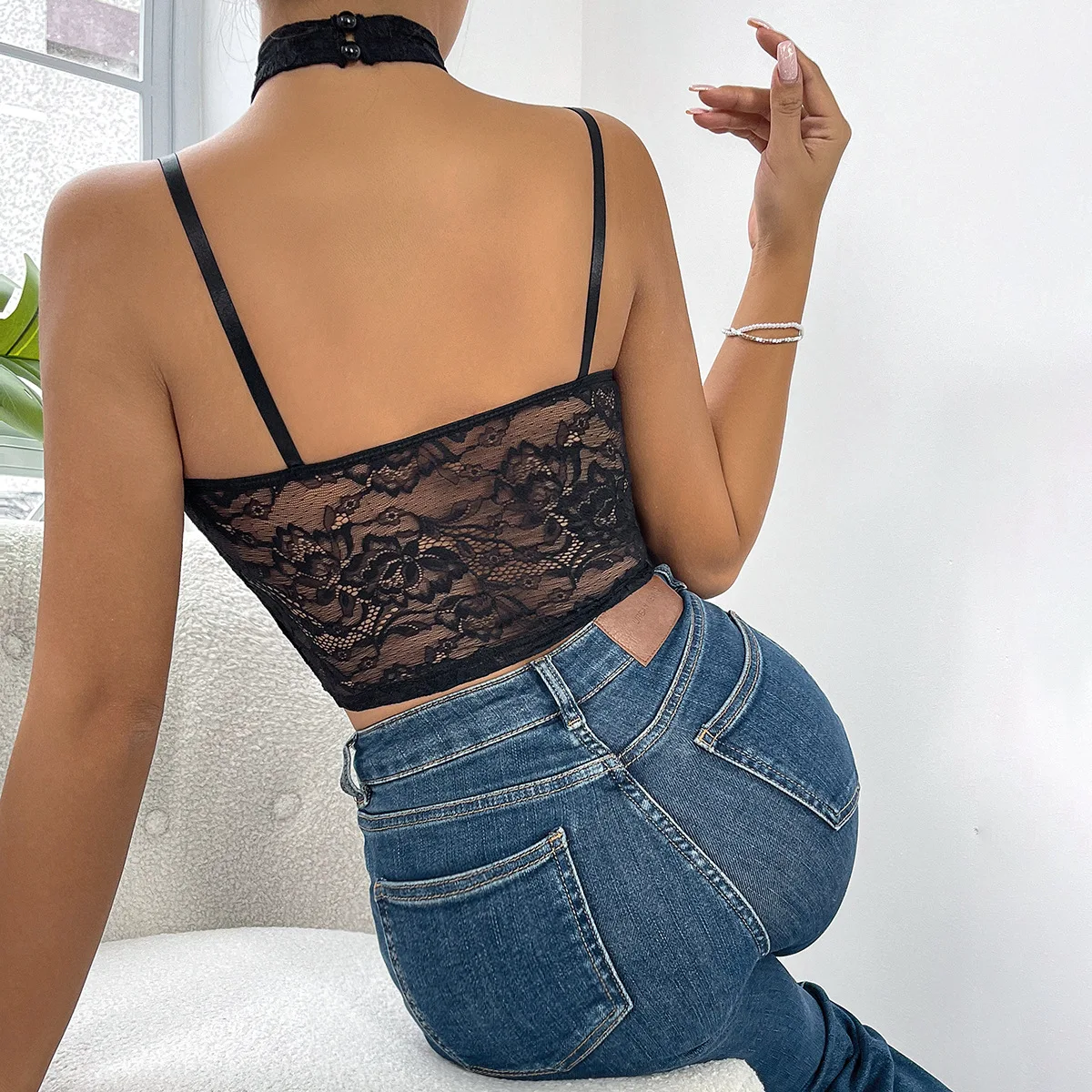 Señoras Sexy push-up bordado encaje ahuecado malla transparente ajustado Bustier Crop Tops exótico transparente cuello Halter corsé sin espalda
