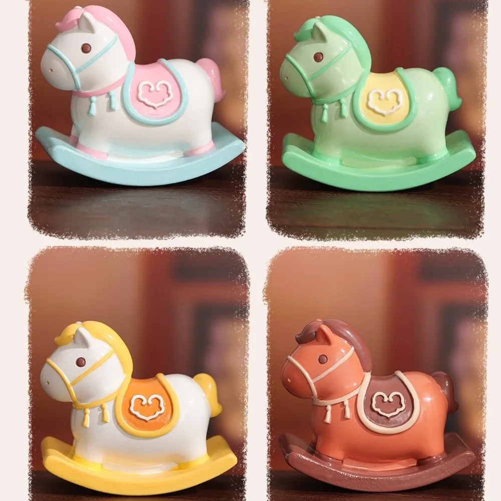 لطيف 2026 الحصان العام التميمة الحلي نابض بالحياة الراتنج زودياك الحصان التماثيل الزخرفية مضحك الحصان أرقام زخرفة الجدول مكتب #4