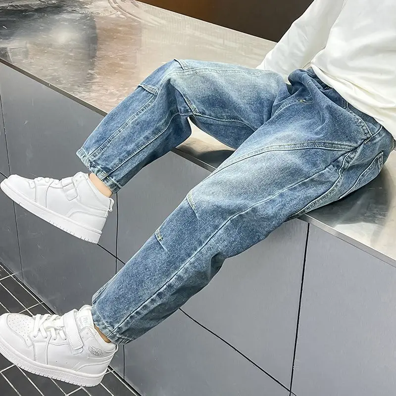 2026 New Boys Denim Jeans Spring Autumn Fashionable Streetwear Harem Pants Trendy Casual Dad Pants Versatile Kids Trousers