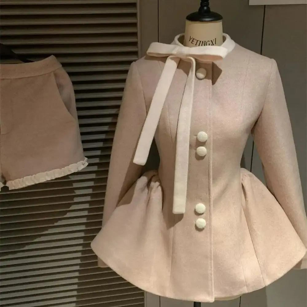 

Autumn Winter Shorts Two-Piece Set Qianjin Xiaoxiang Style Bow Woolen Coat High Waist Slim Fit Versatile Women