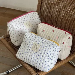 Bolsa de almacenamiento de gran capacidad coreana, organizador de viaje, bolsa de maquillaje floral portátil, bolsa de pañales para bebés, bolsa de almacenamiento de viaje para mujeres