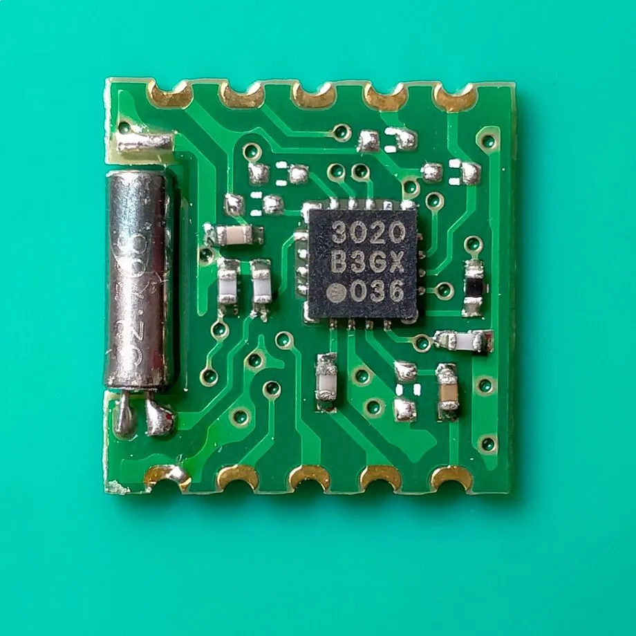 New SI4730-B20-GMR, V1.0 AM.FM Digital Radio Module