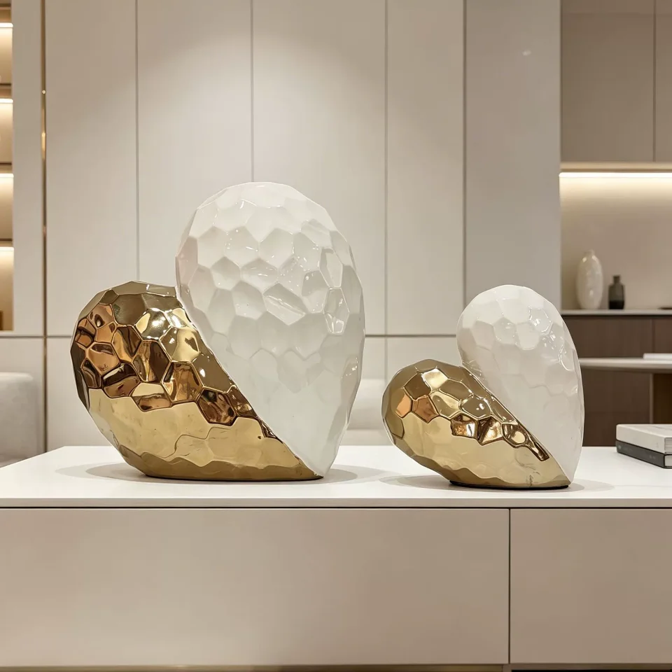 Gold Plated Heart Shape Ceramic Statue Crafts Ornaments Desk Decoration Golden Heart Minimalist Sculpture Modern Home Decor