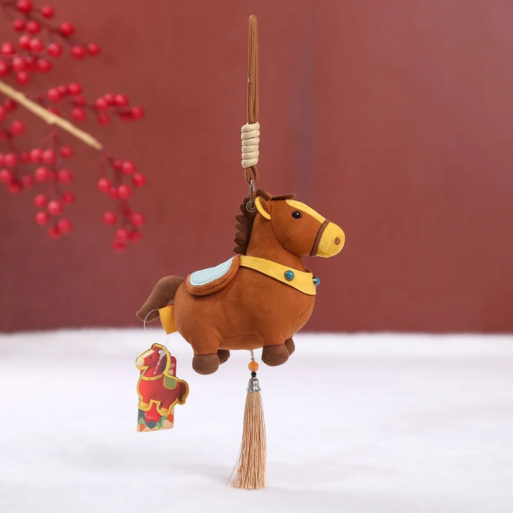 

Мультяшный новогодний талисман лошадь плюшевая кукла вышитая 14 см год лошади кукла-талисман плюшевый пони кулон подарок ребенку