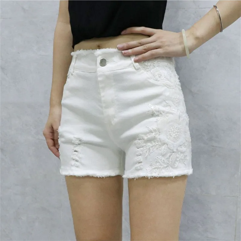 2024 Summer Beads embroider Lace Flower Ladies Denim Shorts Women European High Waist Washed Hot Pants Fashion Stretchy Jeans