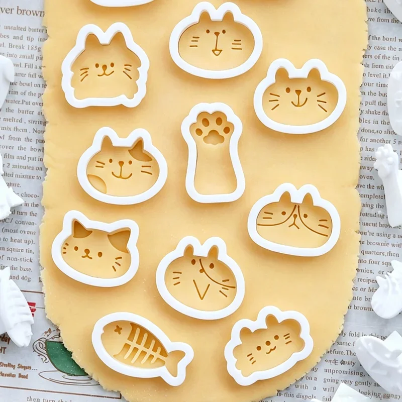Cute Cartoon Cat Fish Shape Cookie Stamps Cutters Cat Octopus Capybara Biscuit Embossers Molds Fondant Cake Decoration Tools