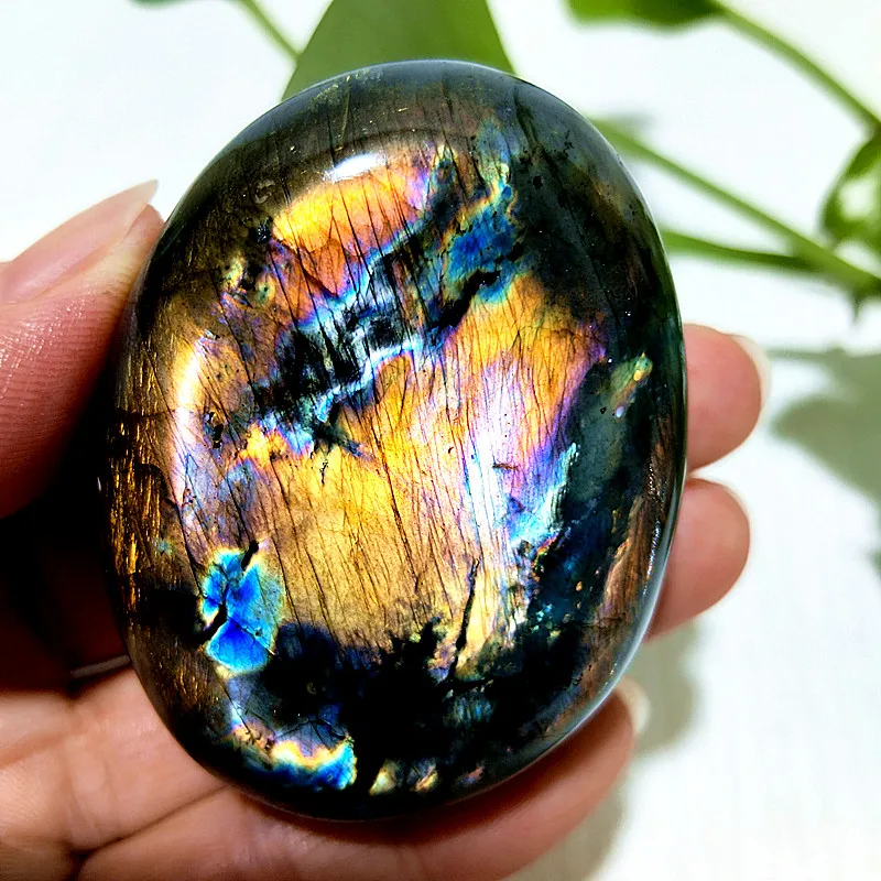 Natural Stone Finland Labrador Palm Stone Meditation Chakra Spiritual Healing Feng Shui Crystal Home Decoration