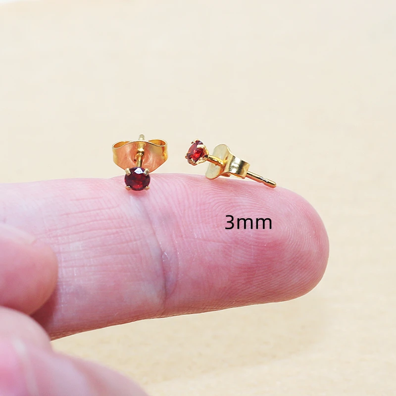 Minimalistische Ohrringe aus Edelstahl, 3 mm, mit roten Zirkonia-Steinen, luxuriöser Schmuck für Damen, Nadelstärke 0,8 mm, Geschenk. – Detail 1