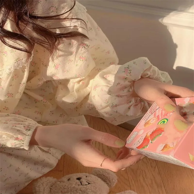 Ropa de dormir japonesa bonita y floral para niña, conjunto de traje para casa de manga larga para primavera y otoño, nuevo estilo, superventas
