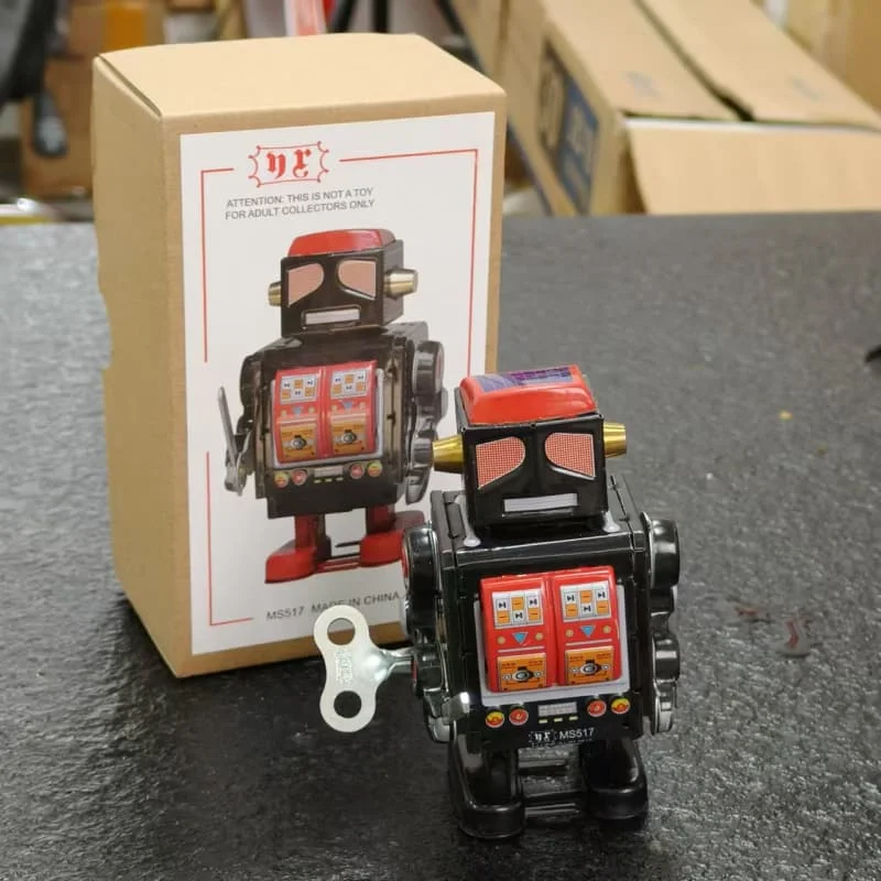 تصورها السيف الأسود عقد روبوت لعبة هزازة لطيف الميكانيكية المشي روبوت معدني القصدير لعبة عيد الميلاد هدية عيد ميلاد #2